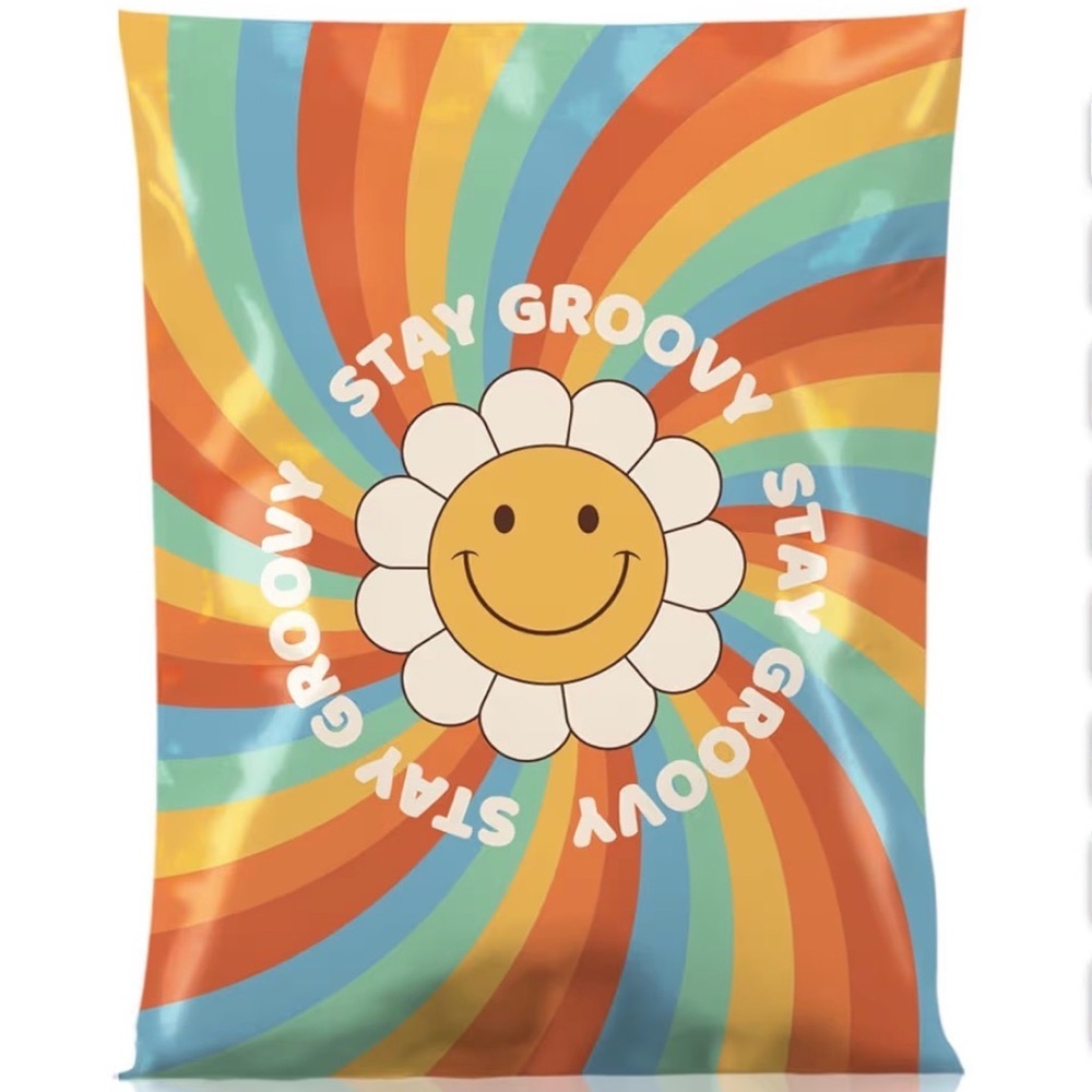 Poly mailers Happy faces 😊 Stay Groovy 6x9  qty. (20) pieces